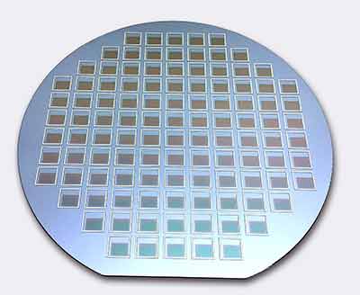 silicon wafer used as a lab to fabricate chips